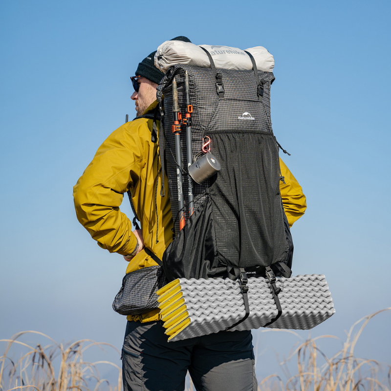 Naturehike Rock 2.0 45l (L) - ultralehký trekový batoh 1254g - šedý
